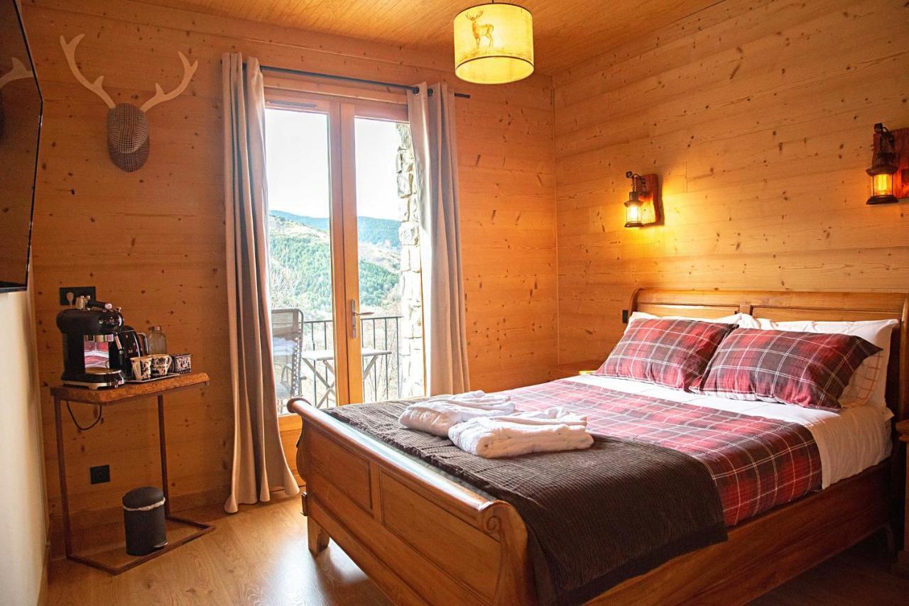 La Masia Del Taulat Chambres D'Hotes Llo Eksteriør bilde